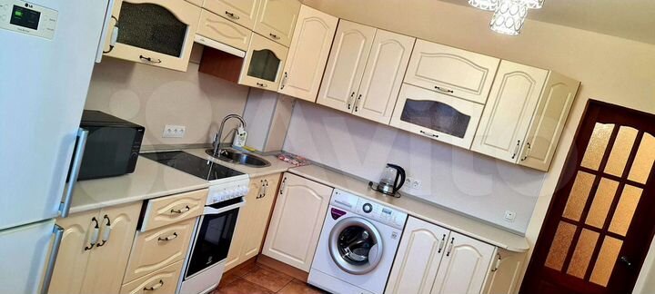 2-к. квартира, 61 м², 9/9 эт.