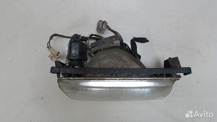 Фара (передняя) Volkswagen Polo, 1990