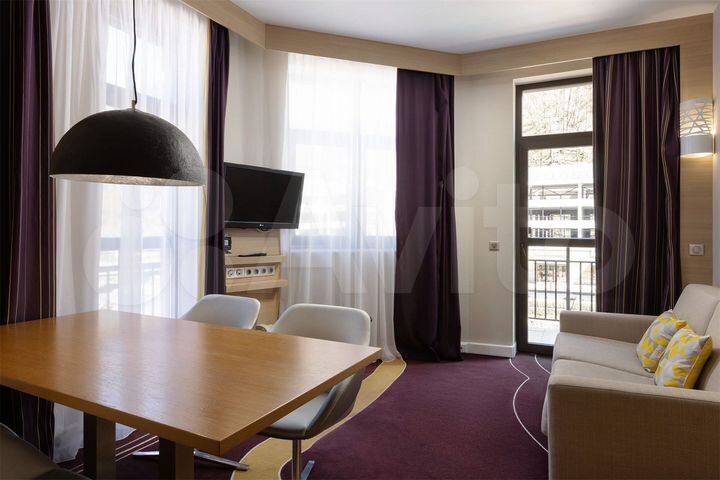 Гостиница, 105 м²