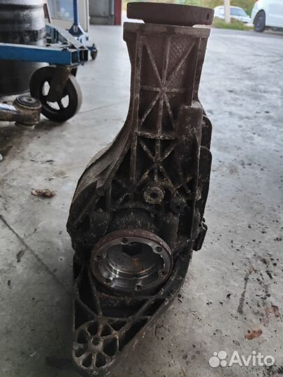 Задний редуктор audi a8 d4 tfsi 3.0