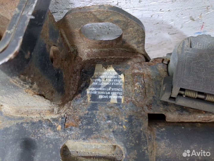 Прицепное устройство Infiniti QX56, 2008