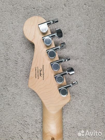 Fender squier bullet Stratocaster HSS Arctic White