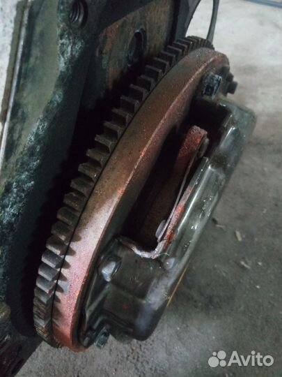 Маховик двигателя (Nissan Almera)