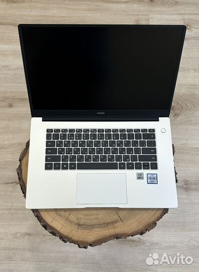 Huawei matebook d 15