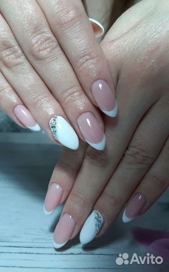 Маникюр, педикюр с покрытием гель лаком,шелаком
