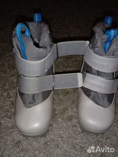 Лыжные ботинки 31р