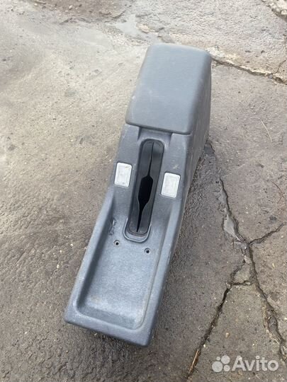 Центральная консоль Mitsubishi L200