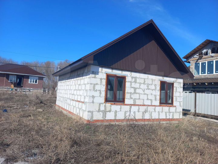 Дом 60 м² на участке 8 сот.