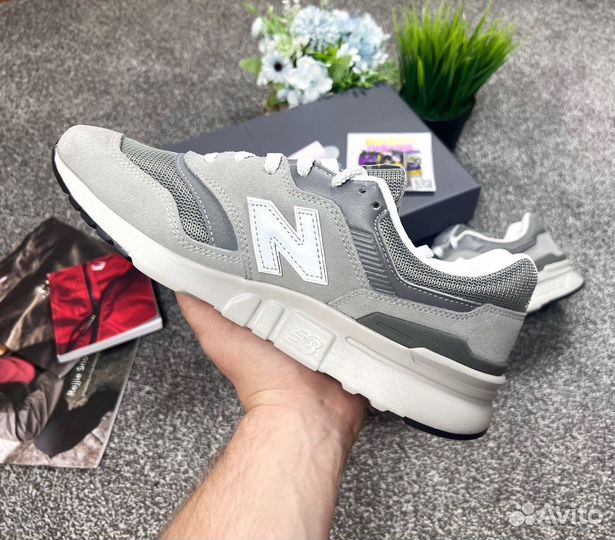 New Balance 997H