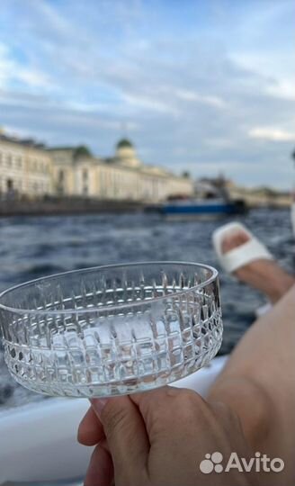 Хрустальные бокалы креманки новые, 2шт