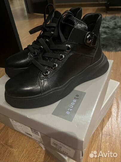 Ботинки женские