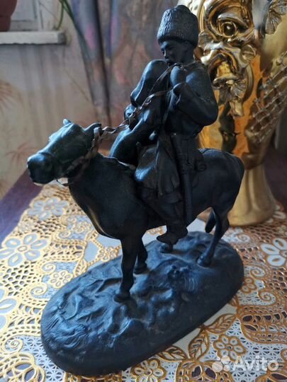 Каслинское литьё. Прощание казака с казачкой