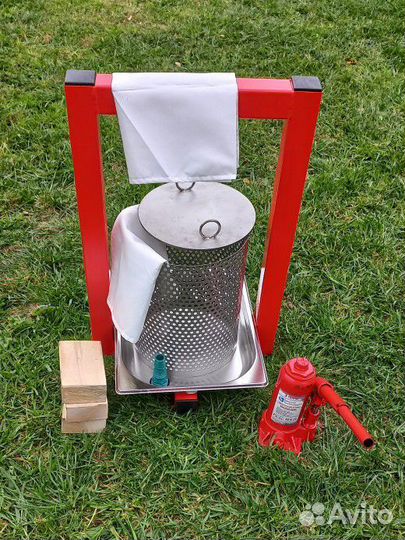 Соковыжималка пресс 8л. с домкратом