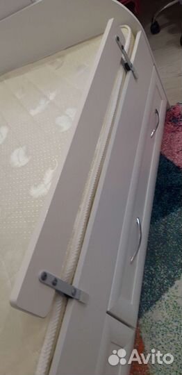 Бортик на детскую кроватку