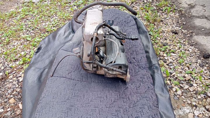 Впускной коллектор хендай соната 2005 г 131 л.с