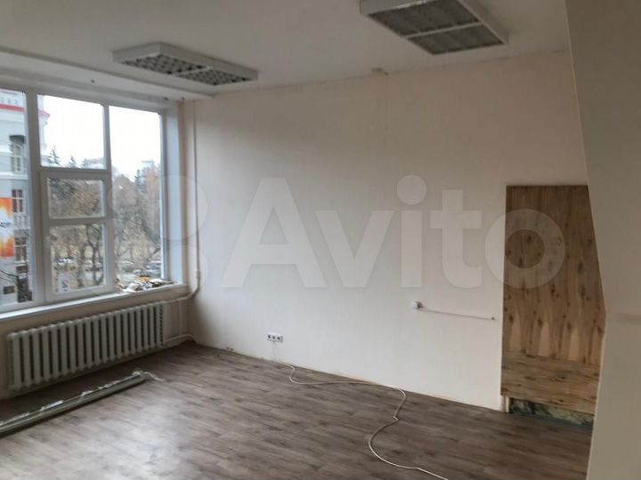 Помещение 46 м² с арендатором, центр города