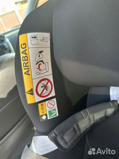 Автокресло Britax Römer Dualfix M