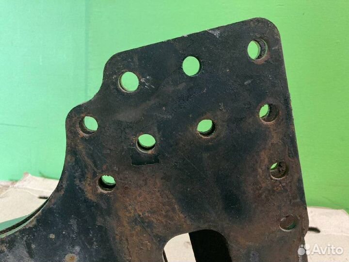 Кронштейн реактивной тяги MAN TGA