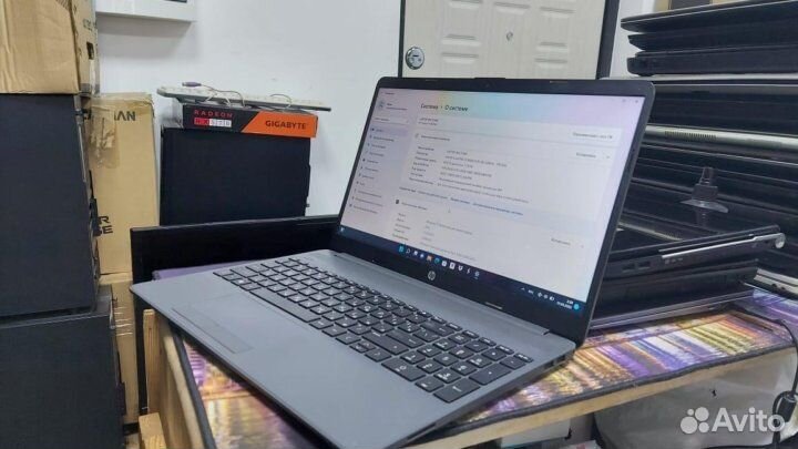 Свежий ноутбук HP i5-1035G1 8gb SSD 256gb