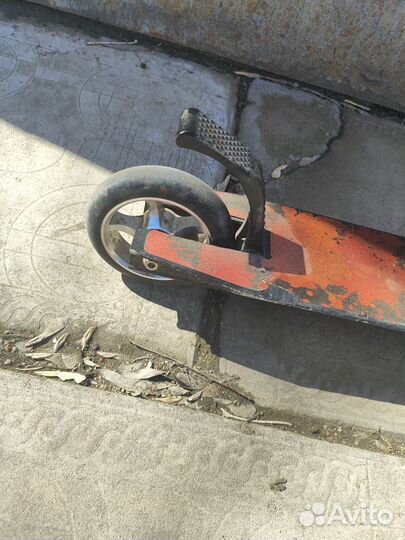 Трюковой самокат