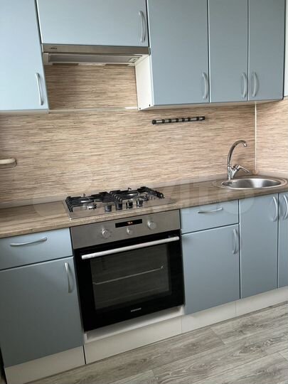 2-к. квартира, 63 м², 1/5 эт.