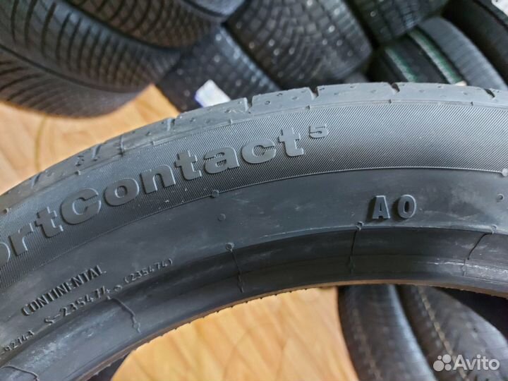 Continental ContiSportContact 5 SUV 285/40 R21 109Y