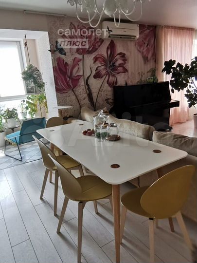 3-к. квартира, 103 м², 10/10 эт.