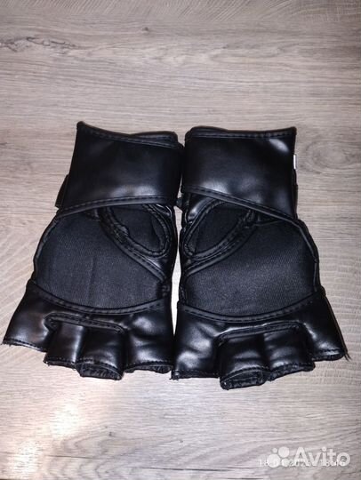 Перчатки для смешанных единоборств/защита