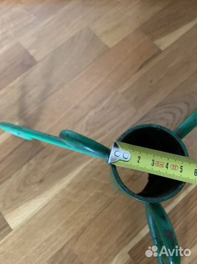 Подставка под елку