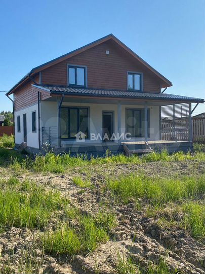 Дом 154,4 м² на участке 6 сот.