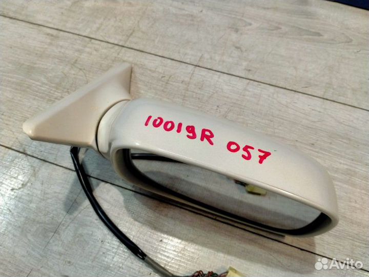 Зеркало правое Toyota Mark Ii JZX100 1jzge 1998.11