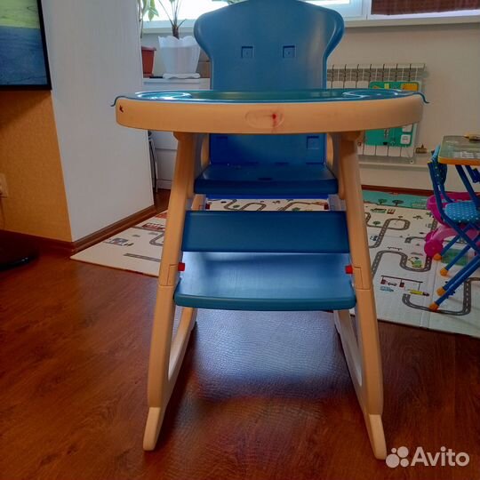 Стульчик для кормления babyton