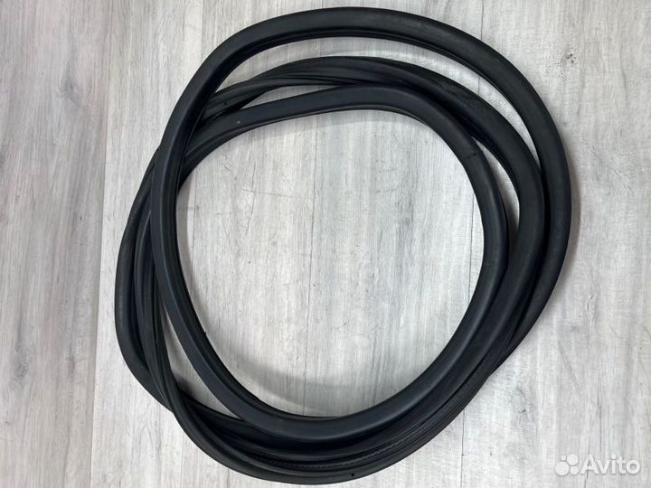 Уплотнительная Резинка Двери Man Tgl