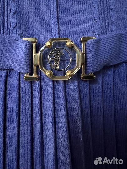 Топ Versace
