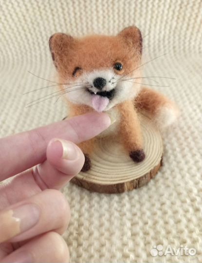 Лисенок из войлока игрушка коллекционная