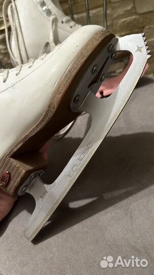 Коньки для фигурного катания