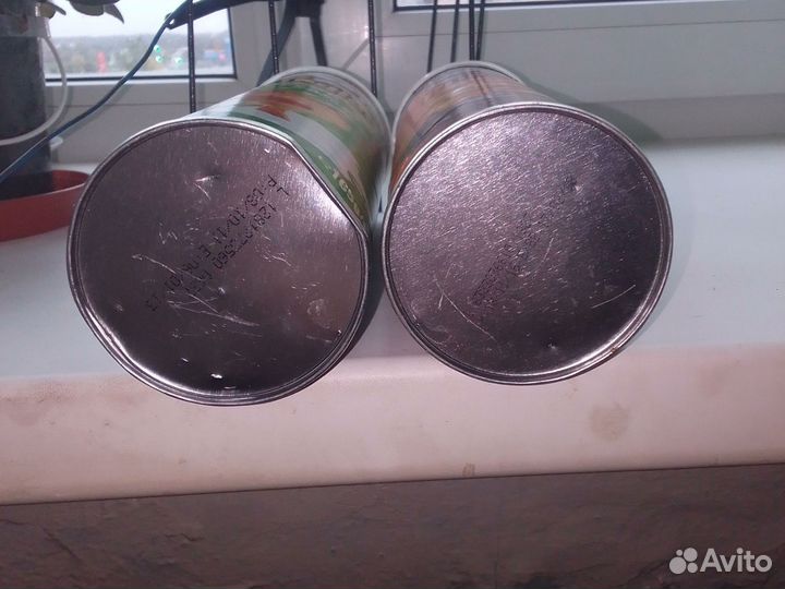 Банки от чипсов