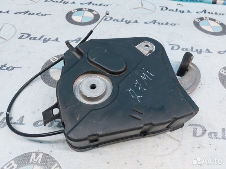 Педаль стояночного тормоза Mercedes-Benz E-Class