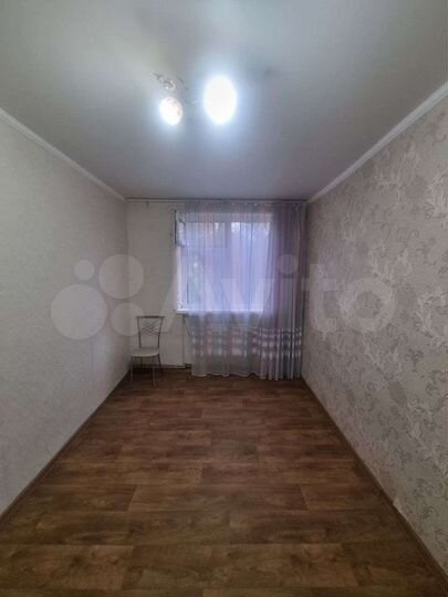 2-к. квартира, 45 м², 1/3 эт.