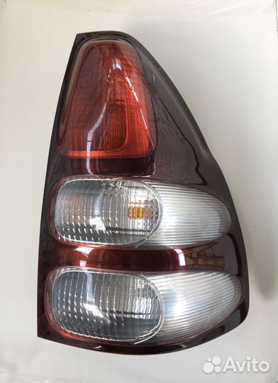Фонарь задний правый toyota land cruiser prado 120