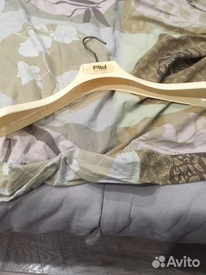 Плечики для одежды