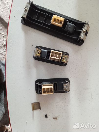 Кнопка управления стеклом Мазда 626 GD