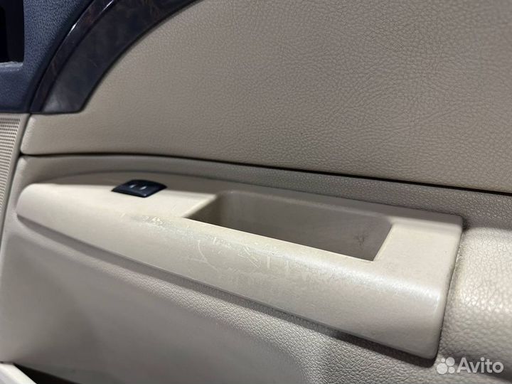 Обшивка двери Ford Mondeo 3