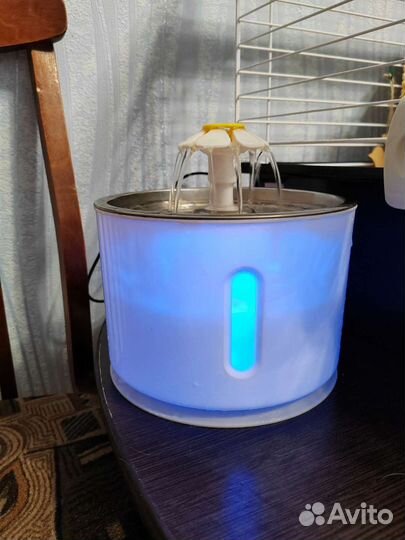 Фонтан-поилка