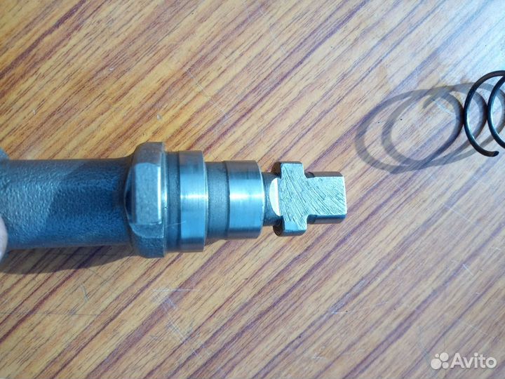 Заводной вал Ява 633