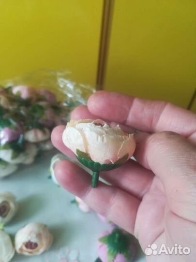 Искусственные цветы (головки розочек)