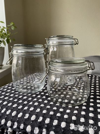 Банки стеклянные с крышками