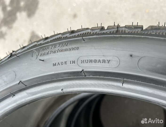 Michelin Pilot Alpin 5 275/35 R21 и 315/30 R21 105V