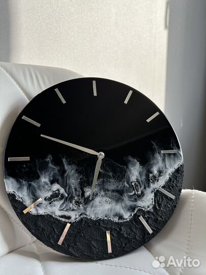 Часы настенные с бесшумным механизмом