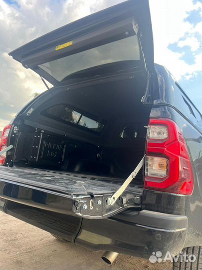 Toyota hilux revo кунг